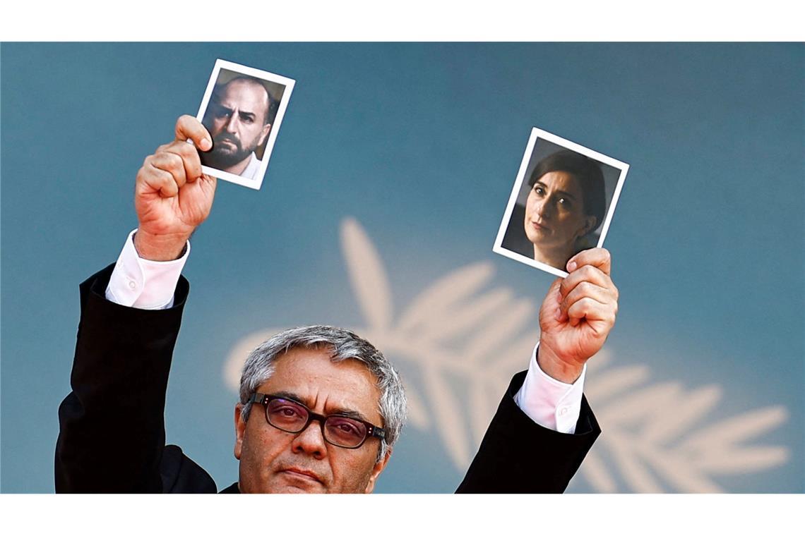 Der iranische Regisseur Mohammad Rasoulof ist mit seinem Film "The Seed of the Sacred Fig" bei der 77. Ausgabe der Filmfestspiele von Cannes für die Goldene Palme nominiert.