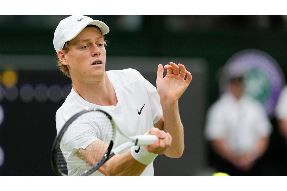 Der italienische Mitfavorit auf den Wimbledon-Titel, Jannik Sinner, verpasst das Halbfinale.