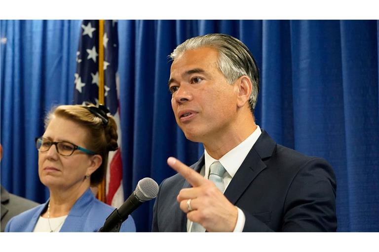 Der kalifornische Generalstaatsanwalt Rob Bonta will rigoros gegen Preiswucher, Betrügereien und Plündereien rund um die Feuerkatastrophe von Los Angeles vorgehen. (Archivbild)