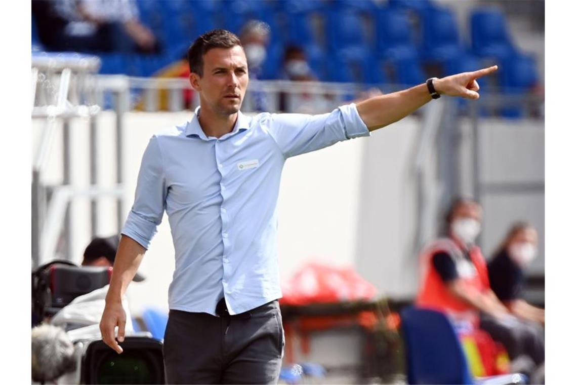 Der Karlsruher Trainer Christian Eichner. Foto: Uli Deck/dpa/Archivbild