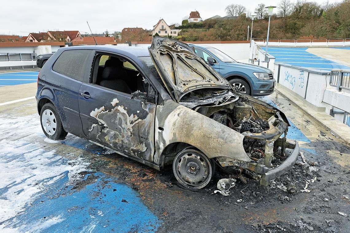 Der Motorraum des VW Polo ist ausgebrannt. Foto: privat