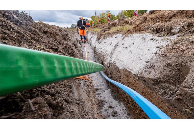 Der Neckar-Odenwald-Kreis will seine Bürger als erster Landkreis in Deutschland flächendeckend mit Glasfaser für schnelleres Internet versorgen.