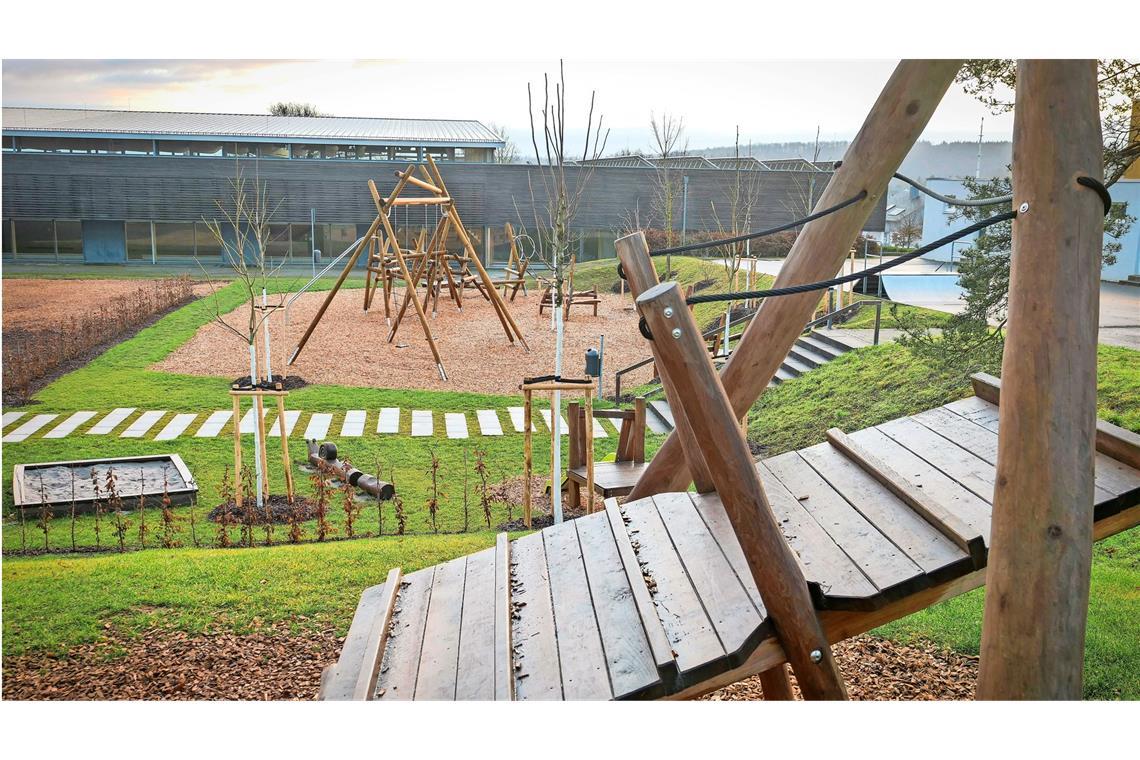 Der neue Wimsheimer Spielplatz bei  der Hagenschießhalle