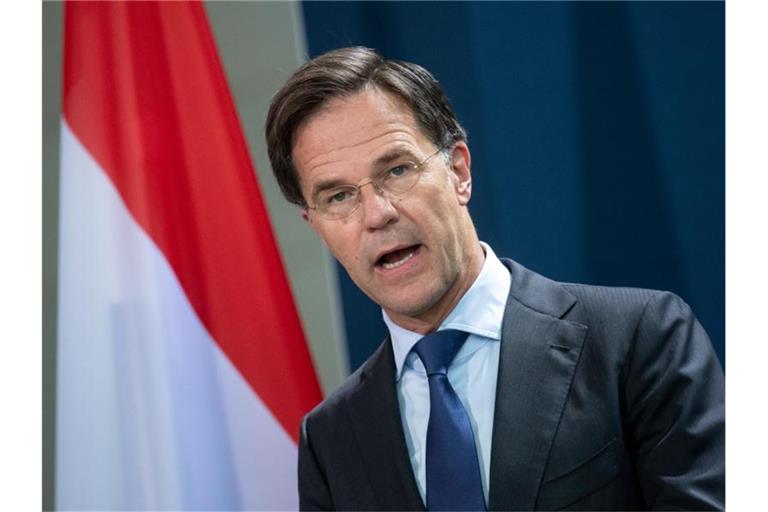 Der niederländische Premierminister Mark Rutte hat sich in einer Fernsehansprache an die Bevölkerung gewandt. Foto: Bernd von Jutrczenka/dpa Pool/dpa