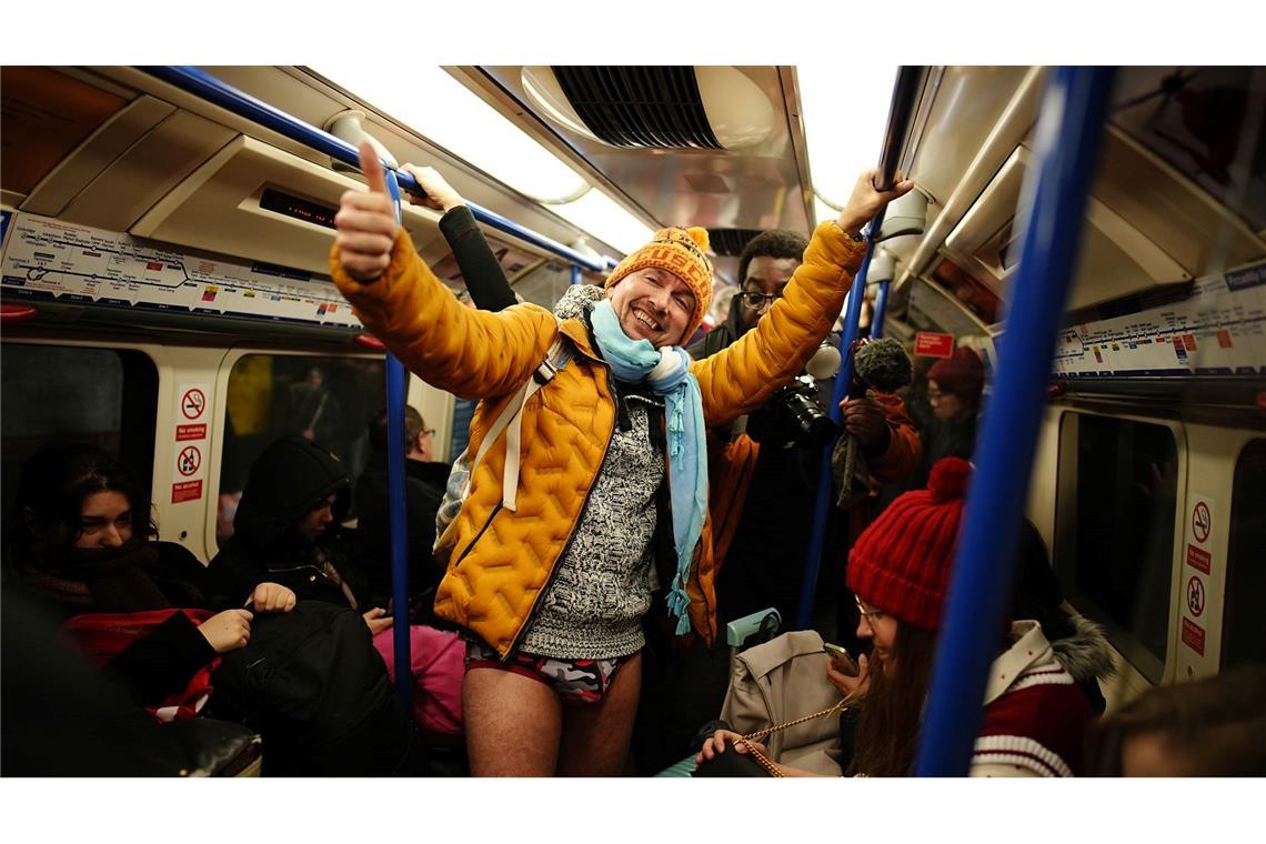 Der "No trousers Tube Ride" wird seit 2009 in London begangen.