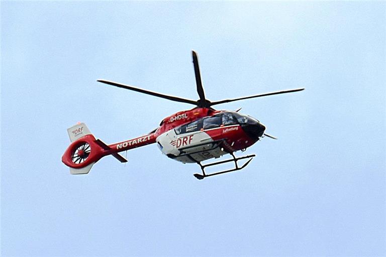 Der Rettungshubschrauber war an der Unfallstelle vor Ort. Symbolfoto: Tobias Sellmaier