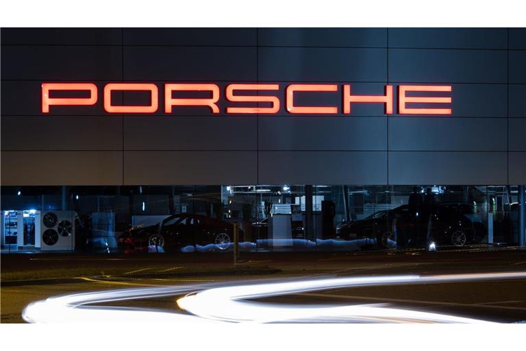 Der Stellenabbau bei Porsche betrifft Mitarbeiter an den Standorten Zuffenhausen und Weissach.