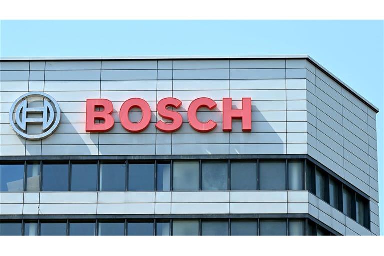 Der Technologiekonzern Bosch sucht rund 64 Prozent weniger Stellen als im Vorjahr. Das größte Stellenangebot des Unternehmens gibt es aber weiter in Stuttgart.