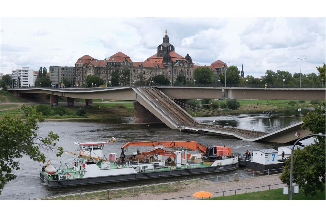 Der Teil-Einsturz einer Dresdner Carolabrücke setzt auch den Südwesten unter Druck (Archivfoto).