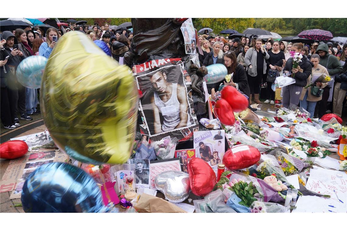 Der Tod des Popstars löste bei seinen Fans weltweit große Trauer aus. (Archivbild)