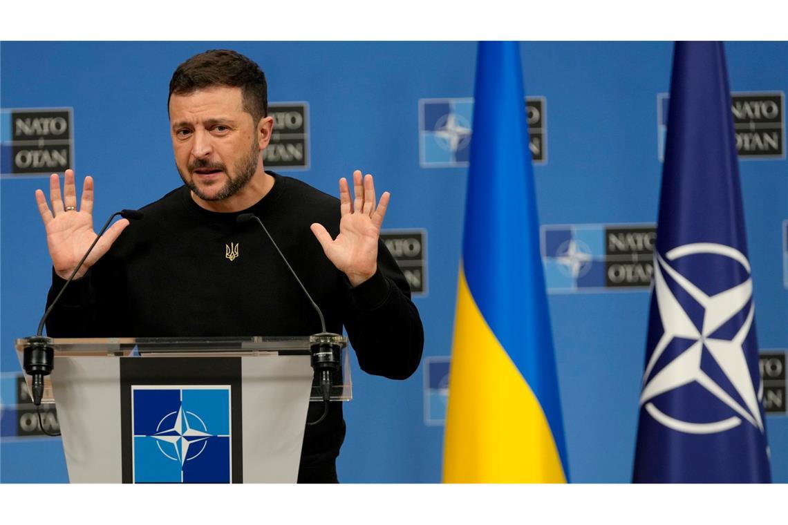 Der ukrainische Präsident Wolodymyr Selenskyj forderte schon bei öffentlichen Auftritten in Europa in diesem Monat eine Einladung zum Nato-Beitritt - bisher vergeblich. (Archivbild)