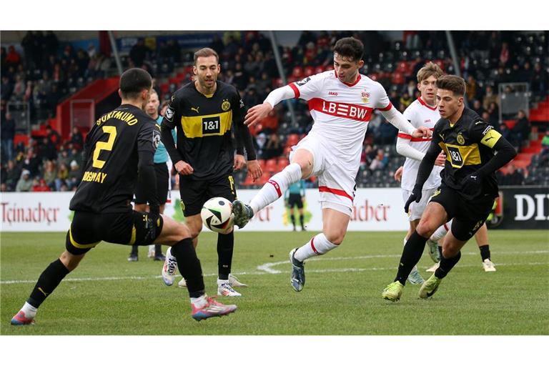 Der VfB Stuttgart II unterlag Borussia Dortmund II.