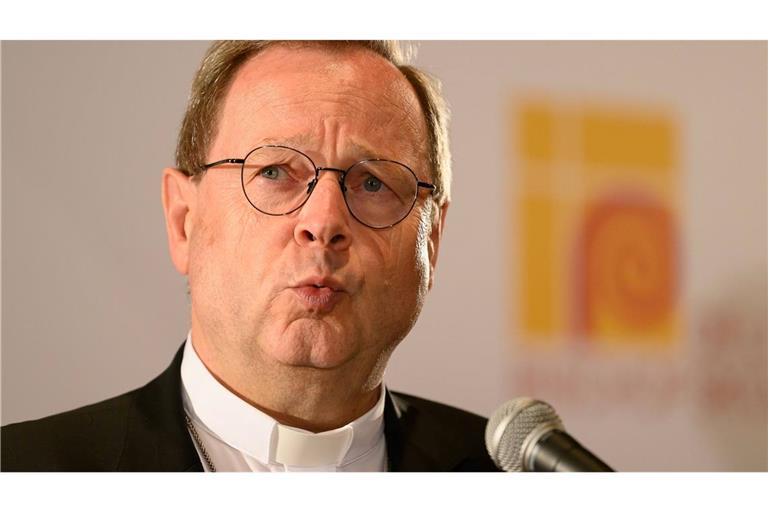 Der Vorsitzende der Deutschen Bischofskonferenz, Georg Bätzing, ist angesichts Hunderttausender Kirchenaustritte in den vergangenen Jahren besorgt.