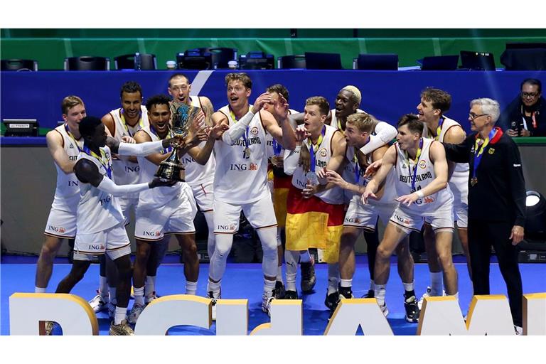 Deutschlands Basketballer wollen auch bei Olympia eine Medaille.
