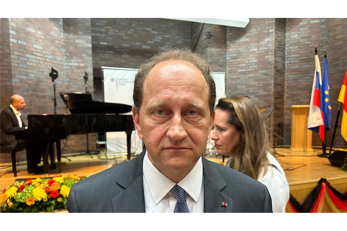 Deutschlands Botschafter in Moskau, Alexander Graf Lambsdorff, hat im Außenministerium in Moskau eine Protestnote erhalten, weil in Rostock ein Marinequartier zur Stärkung der Nato-Ostflanke eröffnet wurde. (Archivbild)