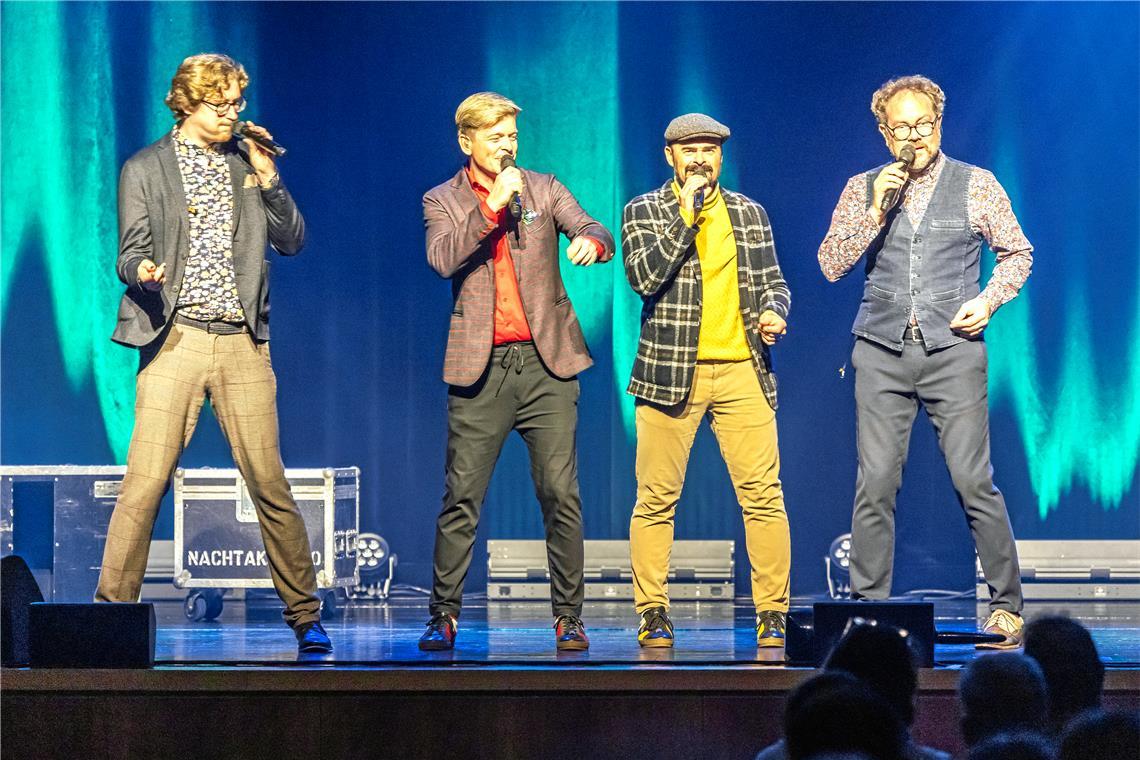 Die A-cappella-Band Viva Voce zeigt im Bürgerhaus ein abwechslungsreiches Programm: humorvolle Medleys, gefühlvolle Texte und ein Song für Backnang. Foto: Dietmar van der Linden