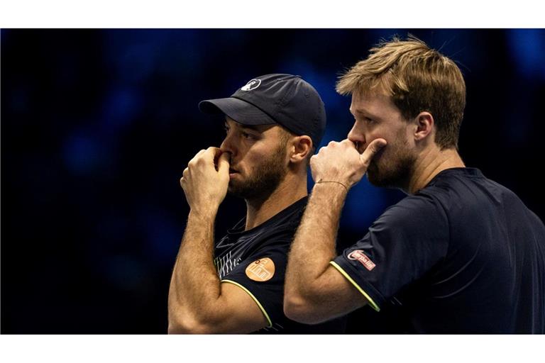 Die Absprachen klappen: Tim Pütz (l) und Kevin Krawietz (r) stehen beim Saisonfinale im Halbfinale.