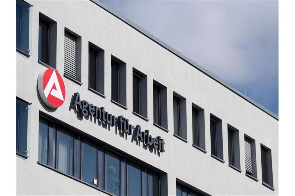 Aufschluss über Arbeitsmarkt in der Corona-Krise Die Bundesagentur für Arbeit gibt ihre Statistik für den April bekannt. Foto: Marijan Murat/dpa