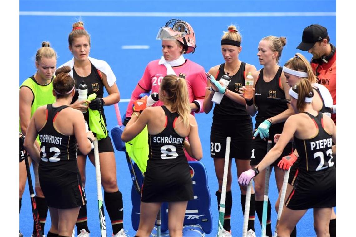 Hockey-Damen ohne Olympia-Medaille Die deutschen Hockey-Damen sind in Tokio im Viertelfinale an Argentinien gescheitert. Foto: Swen Pförtner/dpa