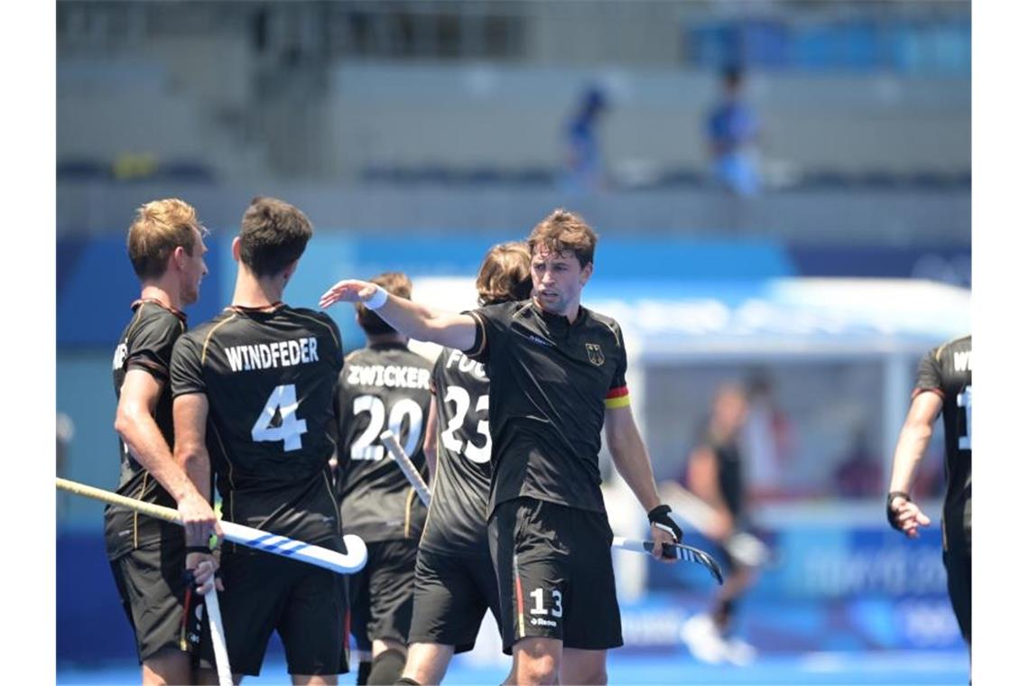 Deutsche Hockey-Herren im Olympia-Viertelfinale Die deutschen Hockey-Herren stehen schon vor ihrem letzten Gruppenspiel im Viertelfinale. Foto: Sebastian Gollnow/dpa