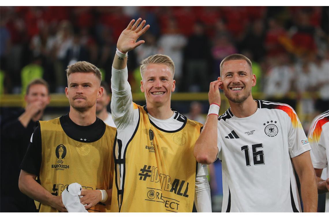 Die deutschen Nationalspieler des VfB bei der EM: Maximilian Mittelstädt, Chris Führich und Waldemar Anton (v. li.). Deniz Undav fehlt auf dem Bild.