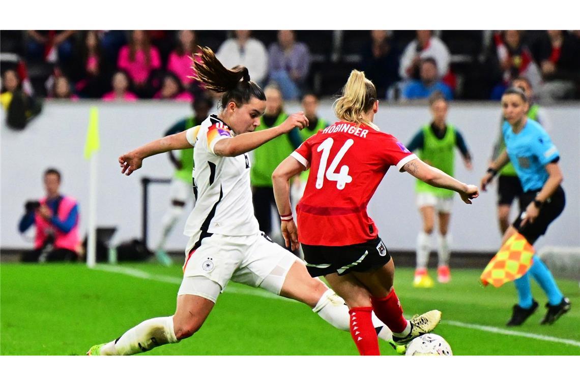 Die DFB-Frauen drehten eine umkämpfte Partie in Österreich.