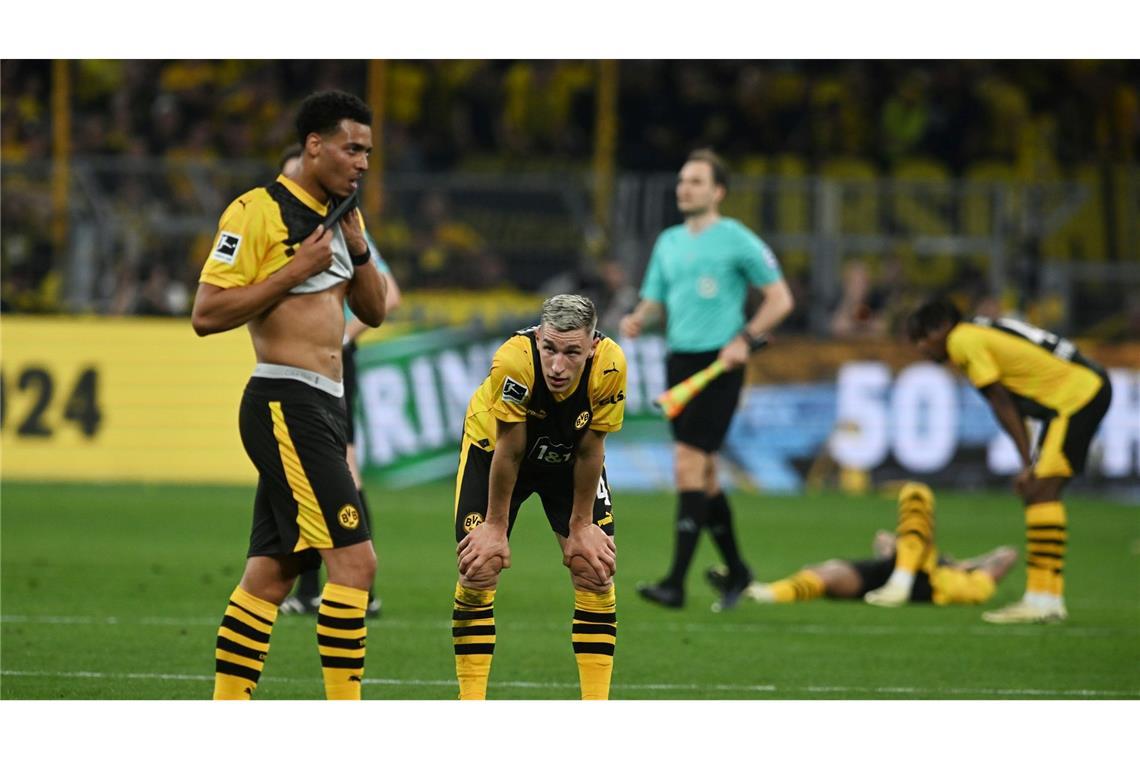 Die Dortmunder Spieler waren nach der Niederlage gegen den VfB Stuttgart frustriert.