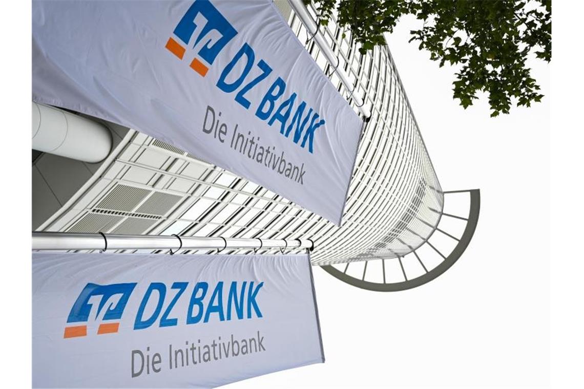 DZ Bank nach Rekordgewinn mit gedämpfter Zuversicht Die DZ Bank zieht Bilanz. Foto: Arne Dedert/dpa