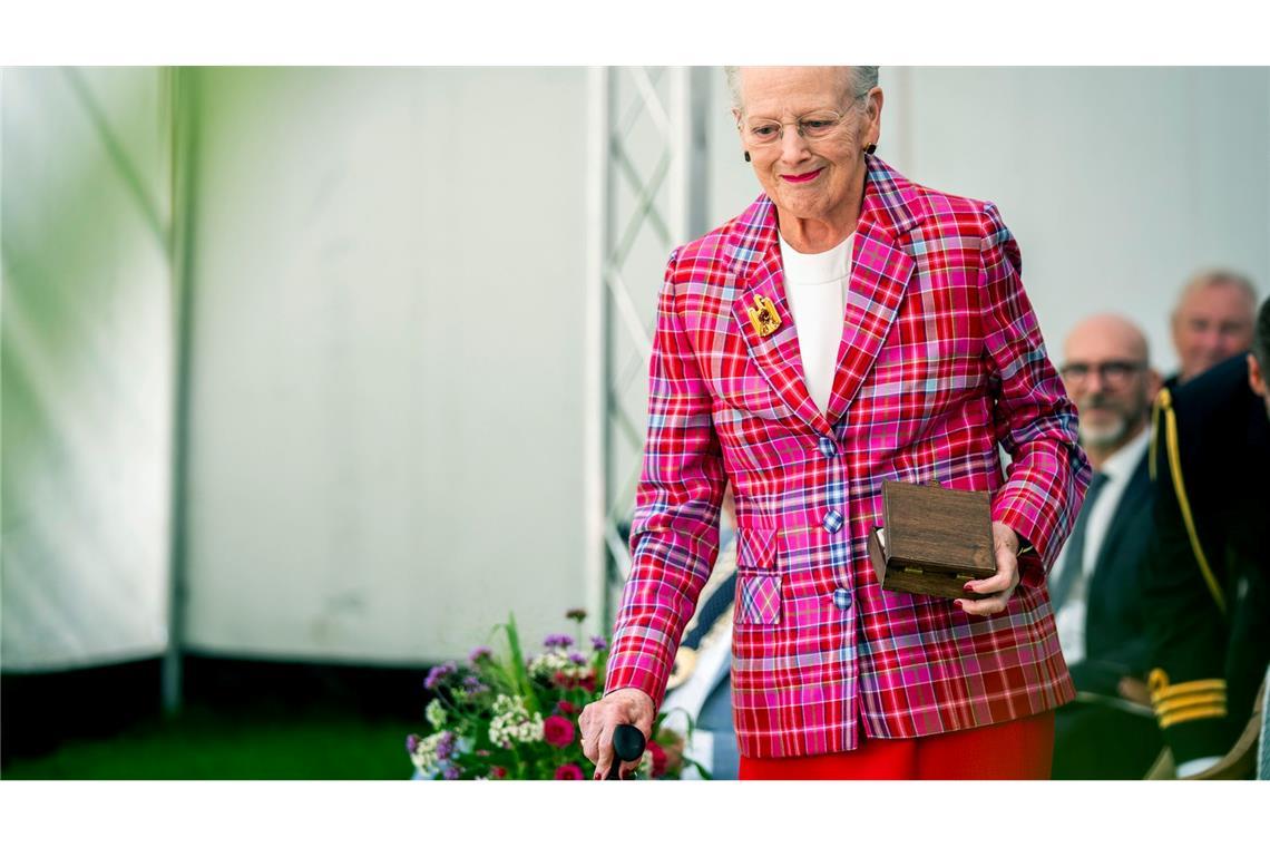 Die frühere Monarchin wird in den kommenden Monaten eine Halskrause tragen müssen. (Archivbild)