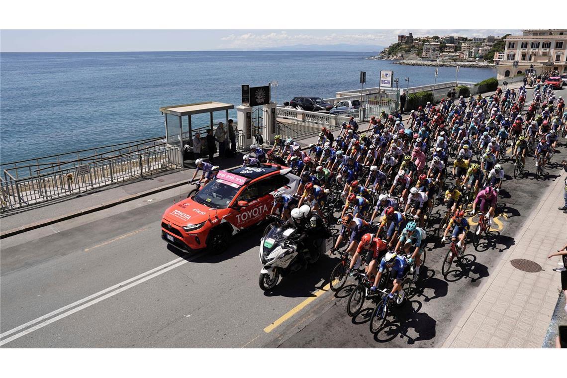 Die fünfte Etappe des 107. Giro d'Italia führte von Genua nach Lucca.