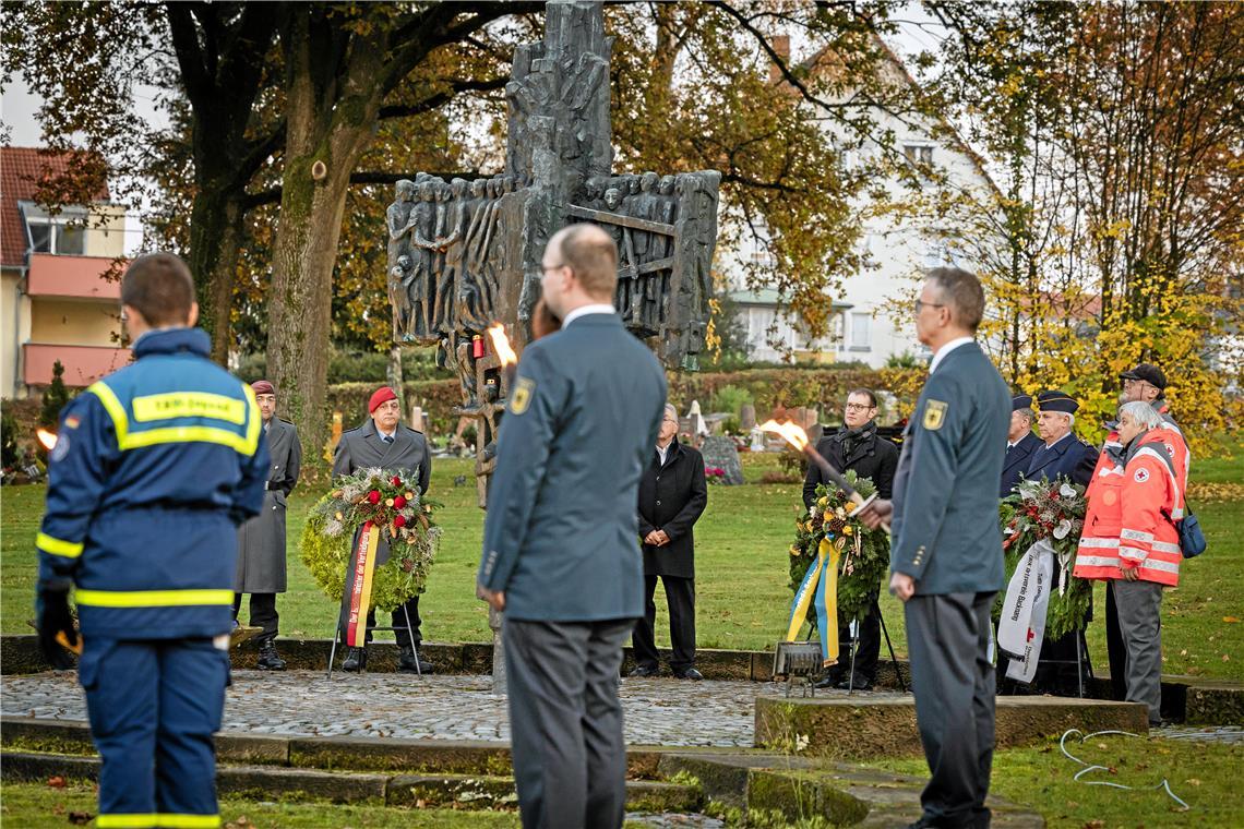 Die Gedenkfeier findet am Mahnmal auf dem Stadtfriedhof statt. Foto: Alexander Becher