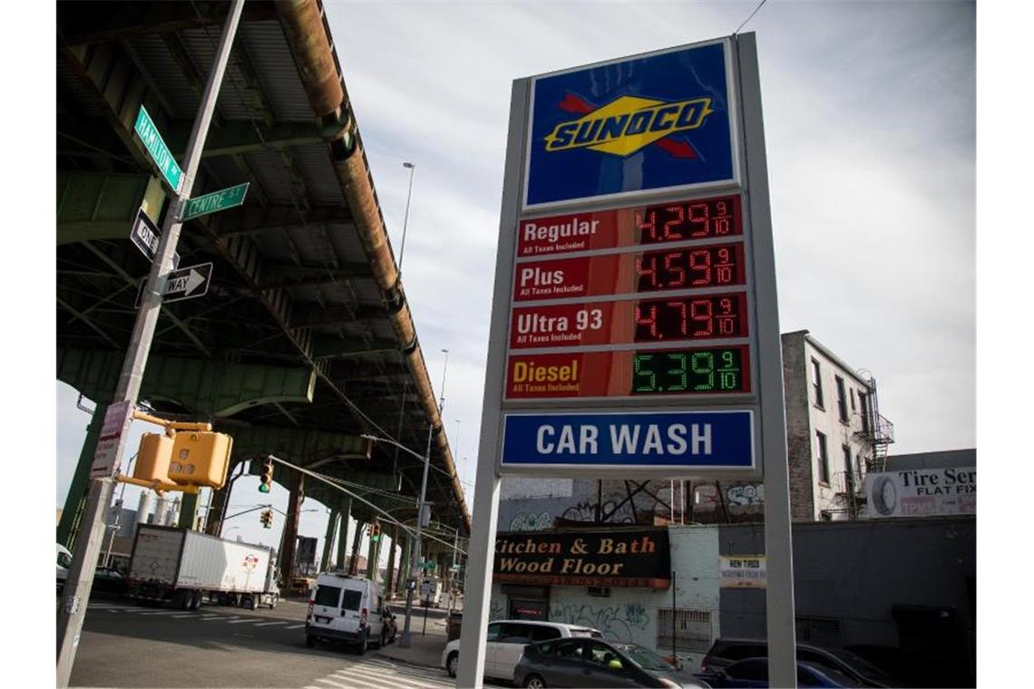 US-Inflation steigt auf fast 8 Prozent Die hohen Kosten für Energie treiben in den USA die Verbraucherpreise in die Höhe. Foto: Michael Nagle/XinHua/dpa