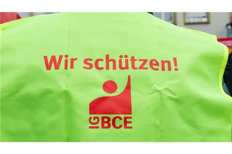 Die IG BCE hat bei den Tarifverhandlungen für die deutsche Chemie-Industrie Erfolge erzielt. (Symbolbild)