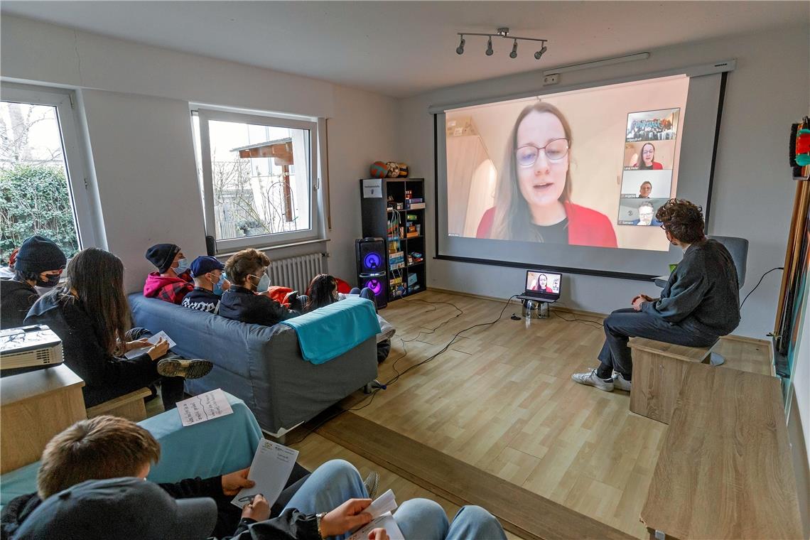 Wunsch nach selbstverwalteten Räumen Die Jugendlichen haben sich eingehend mit ihren Wünschen für die Gemeinde Weissach beschäftigt und die Kandidaten in der Online-Runde damit konfrontiert. Foto: J. Fiedler