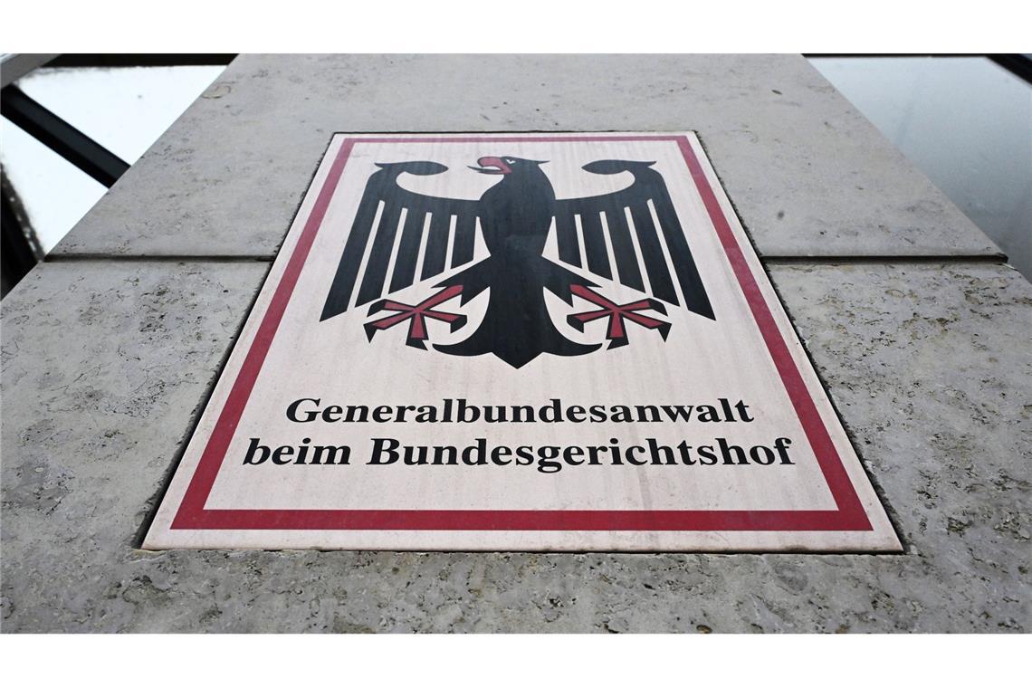 Die Karlsruher Behörde wirft einem deutschen Soldaten vor, einem russischen Geheimdienst Informationen geliefert zu haben.