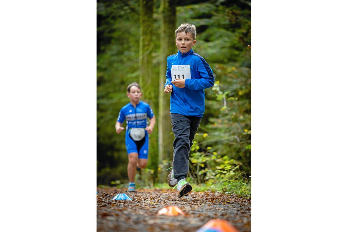 Die Laufstrecke verlangt den Sportlern auch einiges ab.