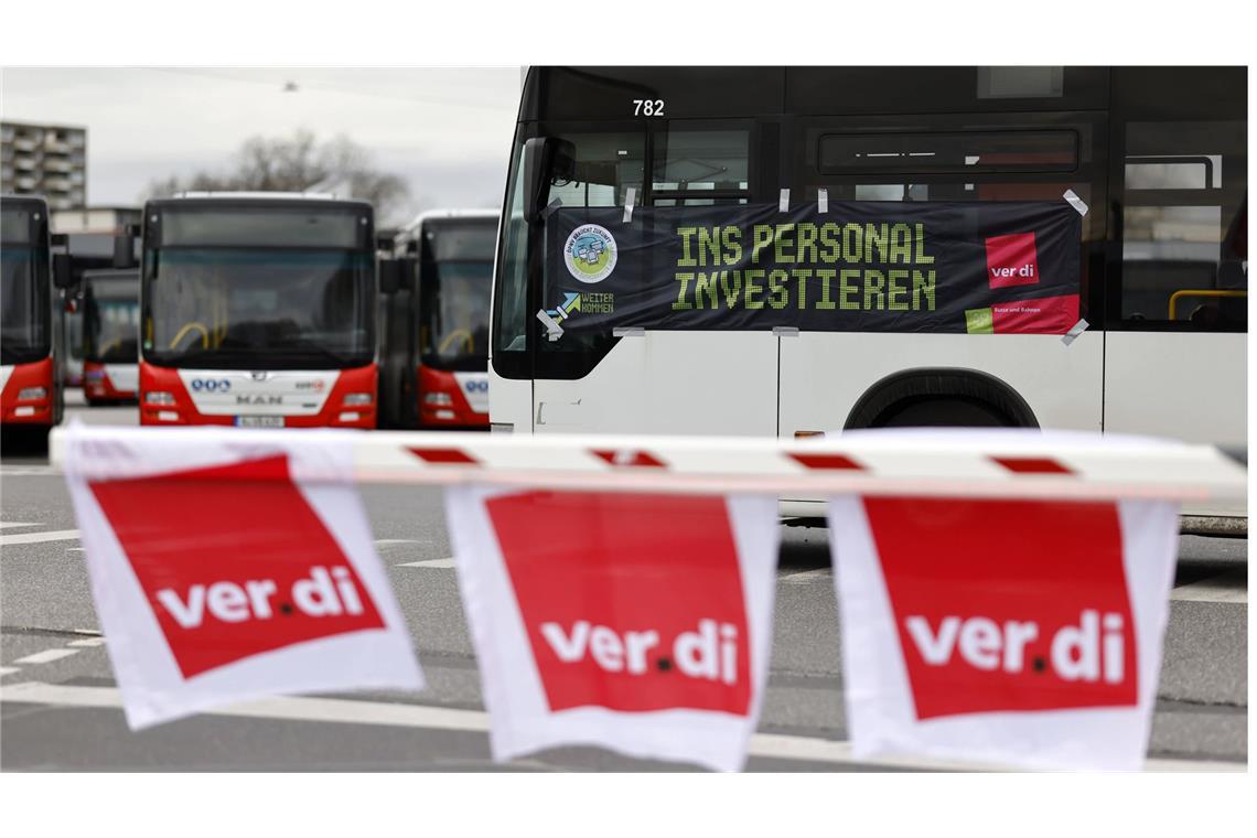 Die Menschen im Südwesten müssen in dieser Woche wieder mit Einschränkungen im Nahverkehr rechnen.