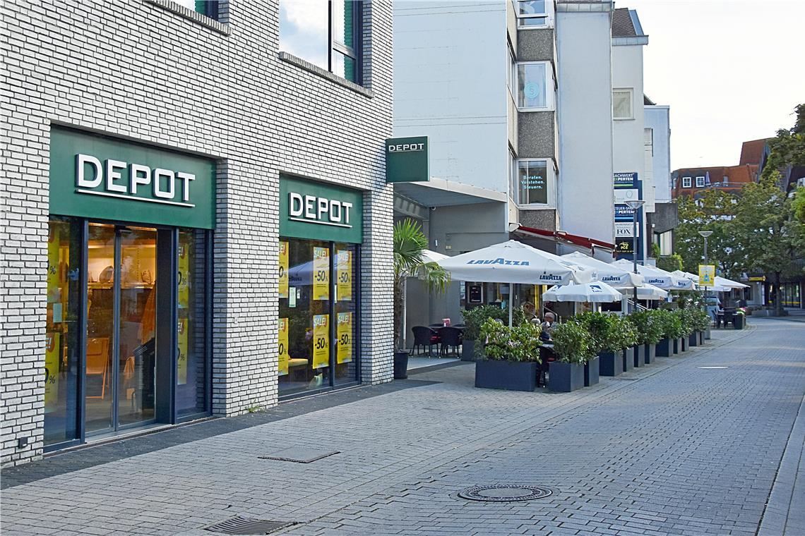 Die mit sinkenden Umsätzen kämpfende Kette für Möbel und Dekoartikel, Depot, hat Insolvenz beantragen müssen. Davon betroffen ist auch die Depot-Filiale in der Backnanger Grabenstraße.Foto: Tobias Sellmaier