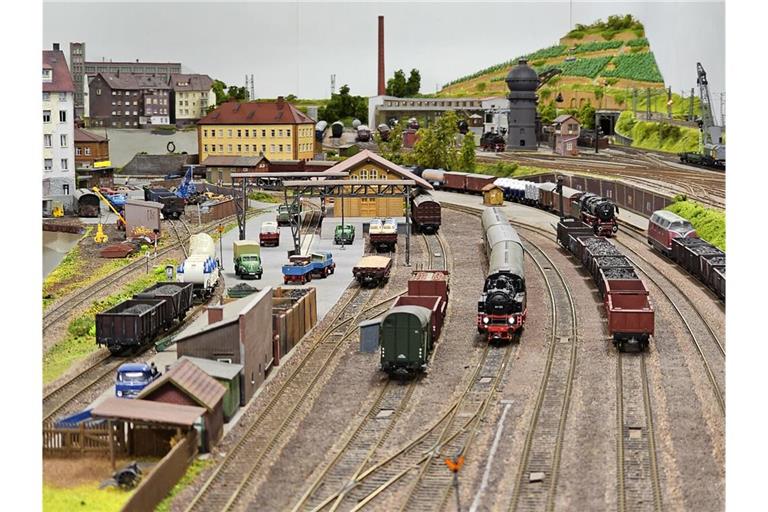 Die Modellbauanlage in Stuttgart zeigt die Welt der 1960er Jahre.