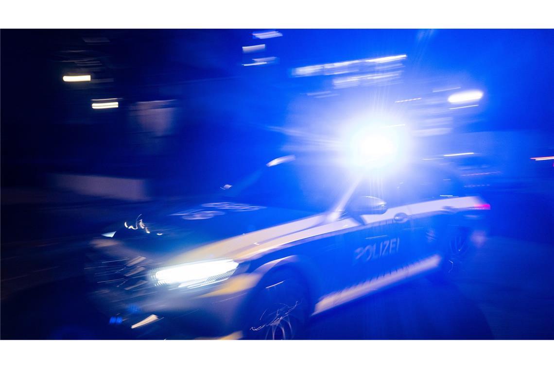 Tote Person in brennendem Wohnwagen entdeckt