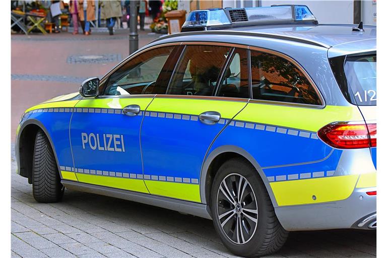 Die Polizei hat in der Nacht auf Sonntag eine stark blutende Frau angetroffen. Symbolbild: Tobias Sellmaier