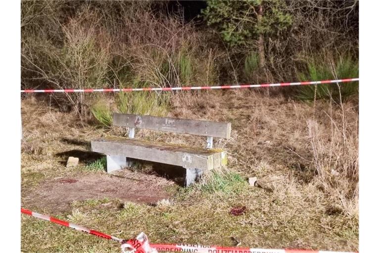 Die Polizei im Landkreis Karlsruhe ermittelt wegen eines möglichen Verbrechens. Foto: Roman Rossel/Einsatz-Report24 /dpa/Archivbild