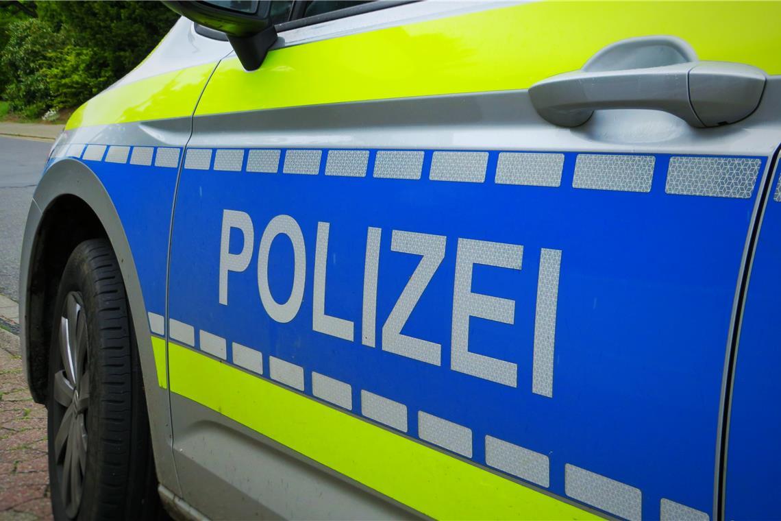 Mann-mit-Messer-verletzt