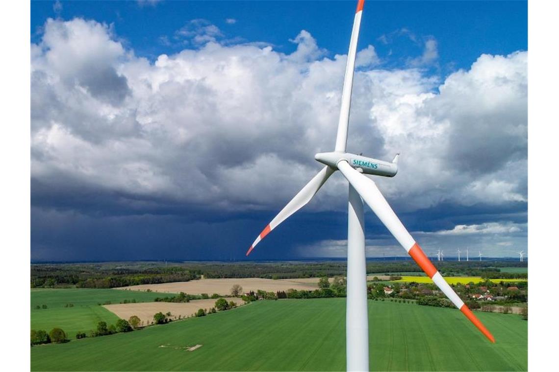Rekordjahr für deutschen Export nach Corona-Tief Die Probleme beim Windkraftunternehmen Siemens Gamesa reißen nicht ab und belasten auch den Mehrheitseigner Siemens Energy. Foto: Patrick Pleul/dpa-Zentralbild/dpa