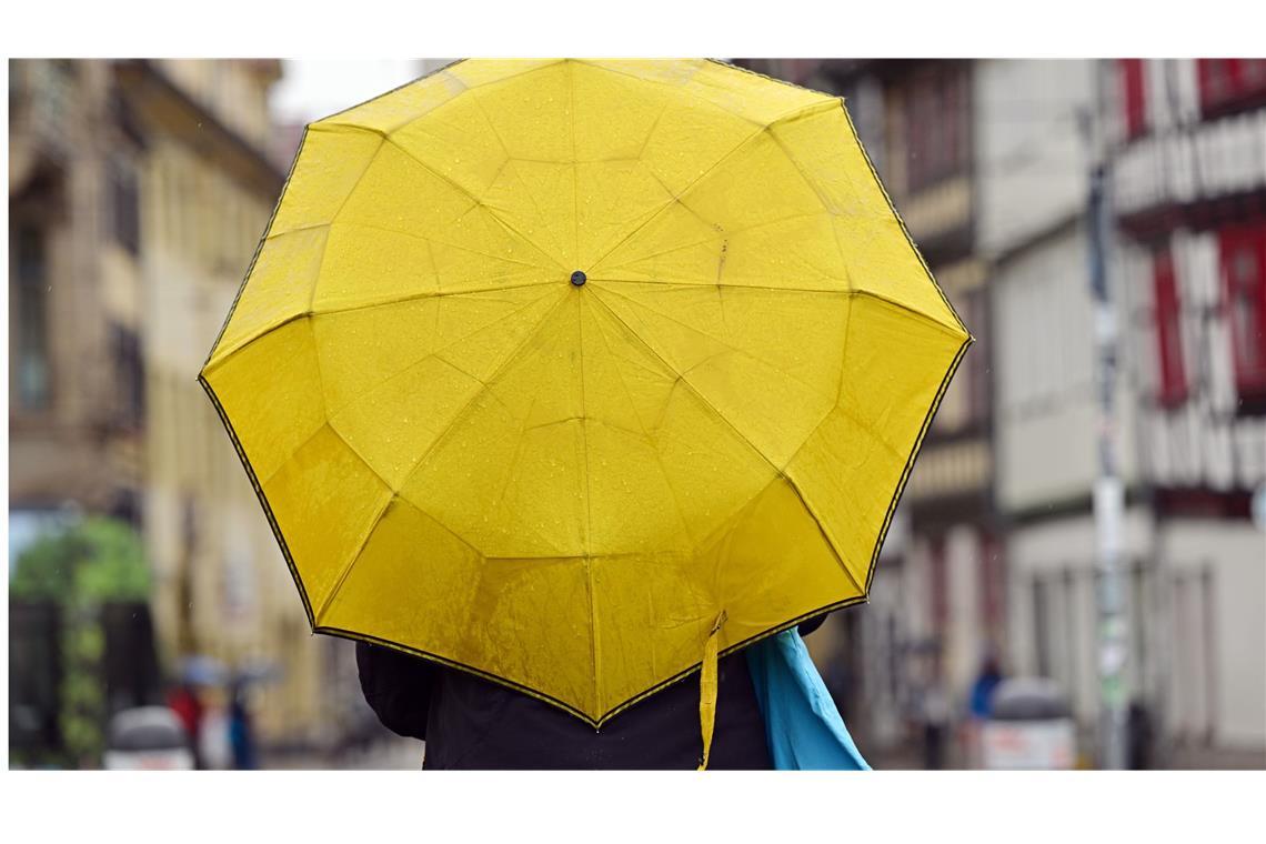 Die Regenschirme müssen in den nächsten Tagen wohl wieder gezückt werden.