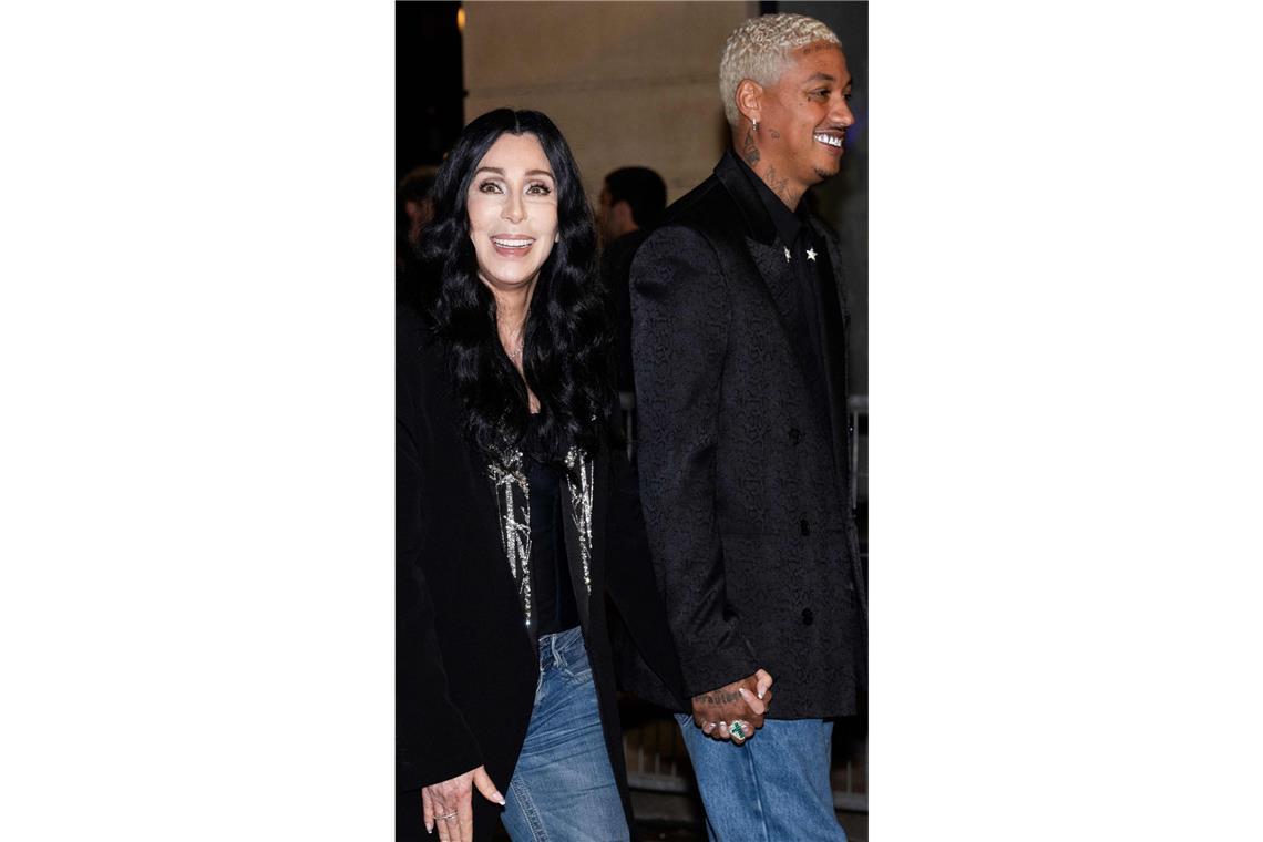 Die Sängerin Cher mit ihrem 40 Jahre jüngeren Partner Alexander Edwards.