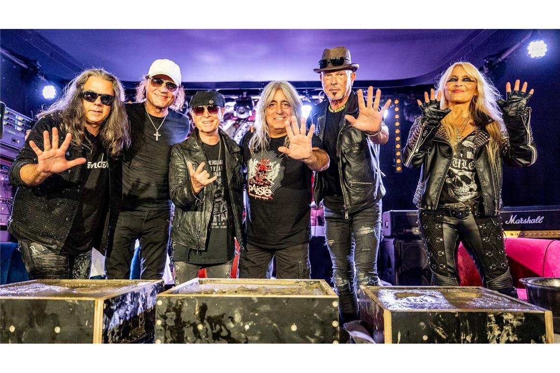 Die Scorpions haben bei ihrem Auftritt in Wacken auch Unterstützung von Doro Pesch bekommen.