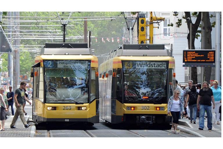 Die Straßenbahnstrecke in der Schillerstraße ist derzeit noch gesperrt. (Symbolbild)