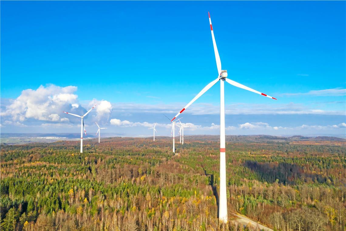 Die Sulzbacher Gemeinderäte haben sehr unterschiedliche Auffassungen über den Sinn von Windrädern in der Region. Symbolfoto: Loeffler-stock.adobe.com