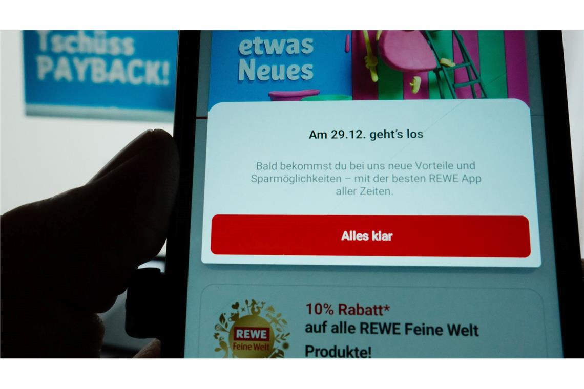 Die Supermarktkette Rewe steigt Ende 2024 bei Payback aus.